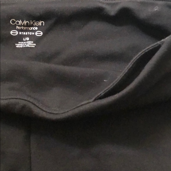 Calvin Klein athletic legging with pocket & snaps - Picture 2 of 5
